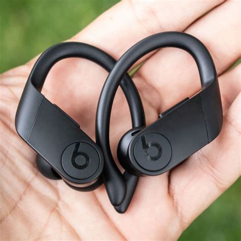 beats powerbeats review.